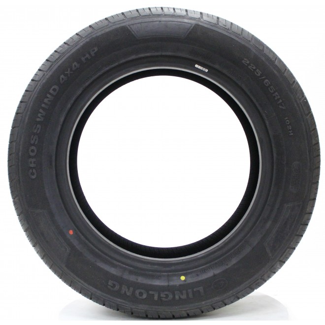 Crosswind 4X4 HP 265/65R18 114H A/S Performance AS Tire